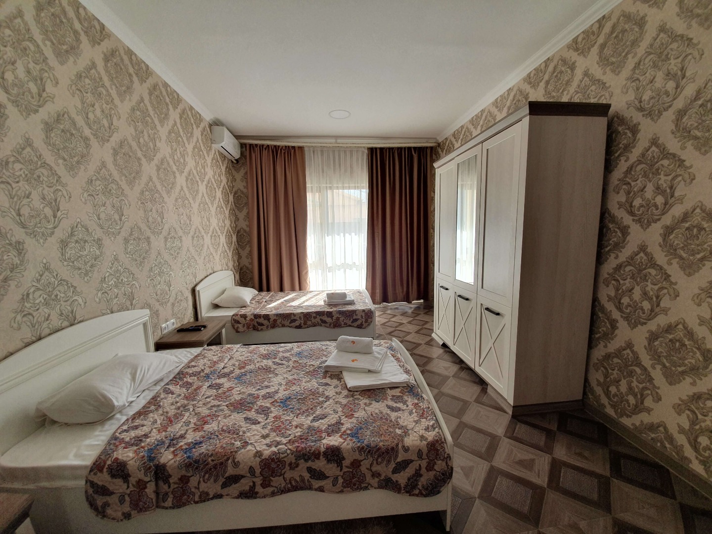Suite 3-x комнатный - Limpopo Travel в Казахстане