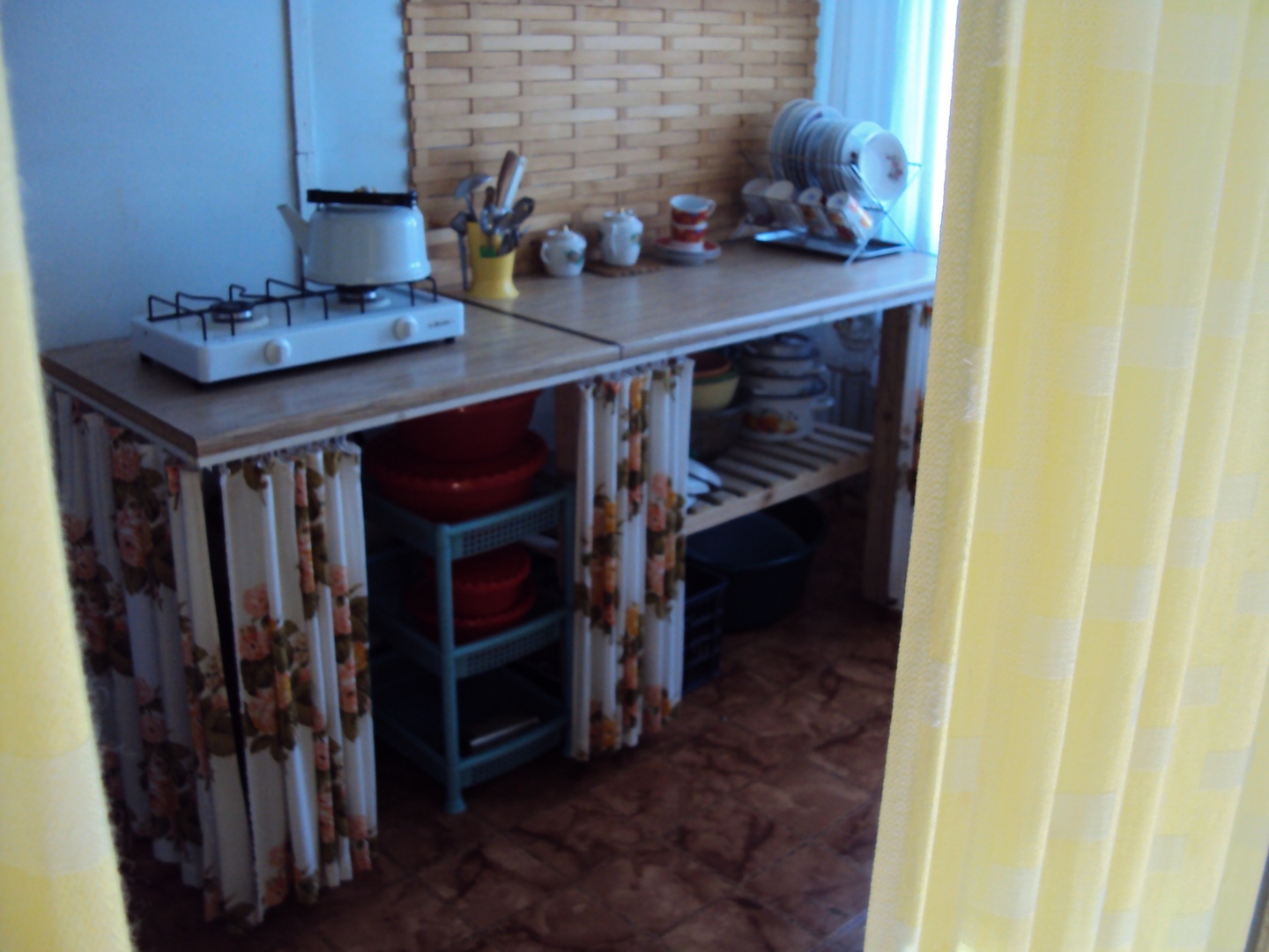 Дом № 2 за лагерем Саши Ковалева 4-х местный - Limpopo Travel в Казахстане