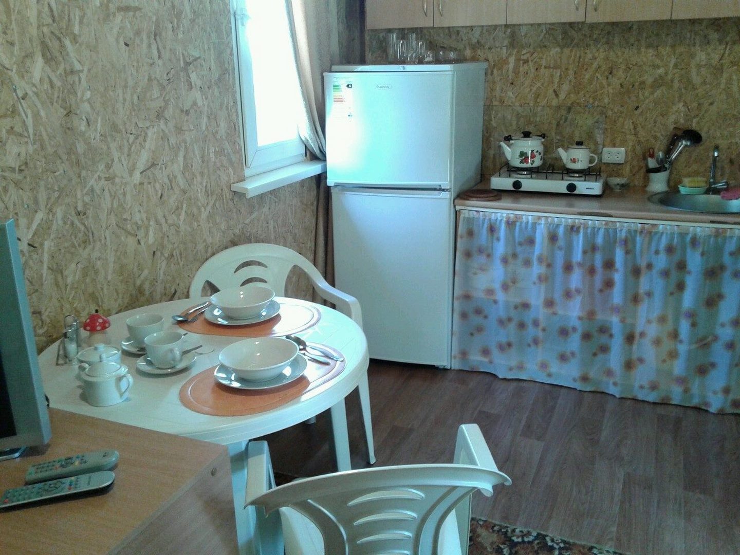 Дом № 3 за лагерем Саши Ковалева 2-х местный - Limpopo Travel в Казахстане